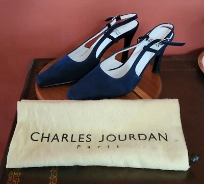 Charles Jourdan Paris Gamuza Azul Marino Eslinga Tacones Traseros - Talla 5.5 - Nuevos Foto 1 de 4