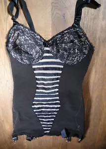 Genuine Vintage Stripey Corselette, Treo brand, 34B ? - Picture 1 of 3