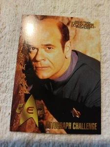STAR TREK VOYAGER PROFILES AUTOGRAPH CHALLENGE CARD DOCTOR - E - Picture 1 of 1