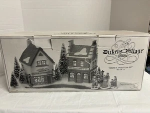 Dept 56 Dickens Village Series Start A Tradition Set 13 Piezas 5832-7 - Imagen 1 de 24