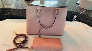 Michael Kors leather pink handbag with matching wallet in mint condition - Picture 1 of 9