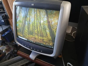 HP Pavilion mx70 P1283A VTG 2002 17" CRT Retro Gaming Monitor Microphone + Stand - Picture 1 of 13