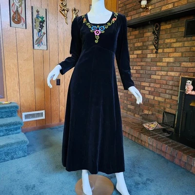 Vintage 70s Goth Hippie Romantic Velvet Fairy Tale Maxi Embroidered Dress S/M - Image 1 of 4