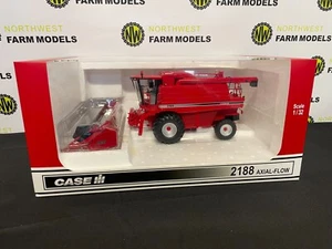 UNIVERSAL HOBBIES 5269 1:32 SCALE CASE IH AXIAL FLOW 2188 COMBINE HARVESTER - Picture 1 of 3