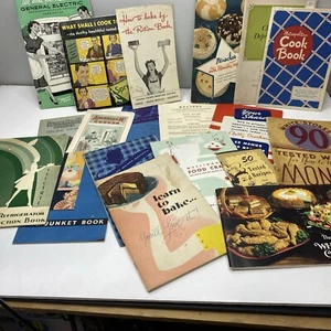 Promotional Cookbooks Small soft covered Lot of 21 Various Recipes 003 - Imagen 1 de 22