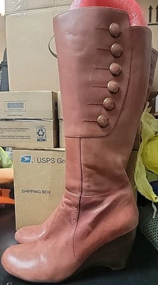 Bota alta Miz Booz Stacy Wine talla 10 Foto 1 de 4