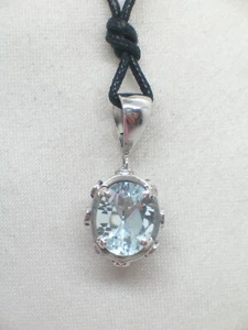 Pendentif en or Blanc 18 KT (750) Avec Aigue-Marine Naturel - Pierres - Picture 1 of 8