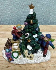 Decoración Infantil Árbol de Navidad Pueblo Miniatura 3" Greenbrier Internacional - Imagen 1 de 5