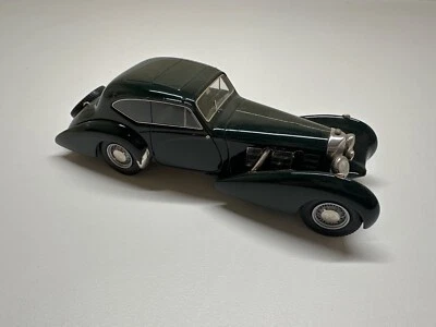 EMC 1/43 Mercedes-Benz 500K W 29 1934 Carrosserie Vanvooren Paris - Image 1 of 4