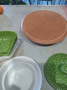 vintage California pottery wood lazy susan pottery Green white Mid Century - Imagen 1 de 6