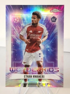 Ethan Nwaneri 2024-25 Topps Chrome UEFA Club Competitions Wonderkids Rookie WK-8 - Foto 1 di 2