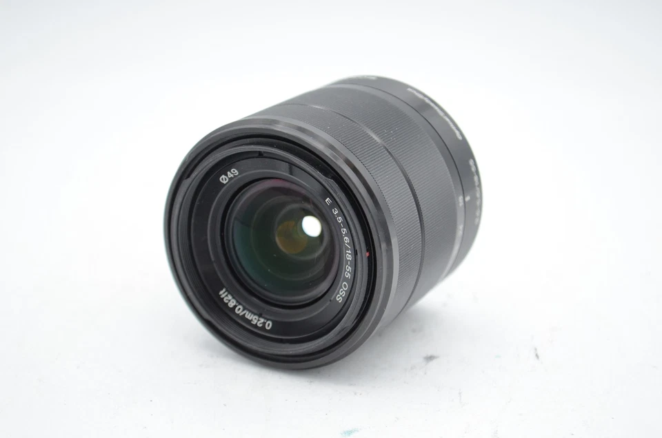 Sony E 18-55mm f/3.5-5.6 OSS Autofocus APS-C Lens for E-Mount, Black (AS-IS) - Image 1 of 4