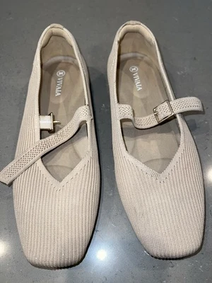 B5 Vivaia Flats Margot Mary Jane Square Toe Almond Woman's 9 EU 40 Ribbed - Image 1 of 4
