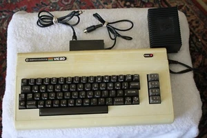 Vintage Commodore VIC 20 Keyboard Computer Console feb21 #F - Picture 1 of 9