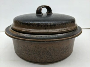 Arabia of Finland RUSKA Brown (7 1/2 inch inside) Round Casserole with Lid - Picture 1 of 6