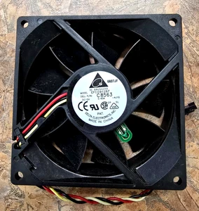 Delta Electronics EFC0912BF Dell P/N C8563 - Picture 1 of 4