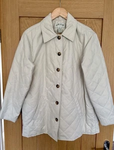 Orvis Womens Cream Quilted Jacket Coat - Size Medium Petite MP - Picture 1 of 11