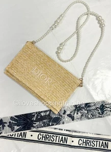 BOLSO DE MAQUILLAJE CHRISTIAN DIOR REGALO PAJA RAFIA CONVERTIDA IMITACIÓN PERLA CADENA - Imagen 1 de 24