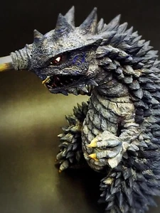 Ultraman 80 Gymaira Kaiju resin model kit (GORT) 吸血怪獣 ギマイラ 杉本浩二 - Picture 1 of 12