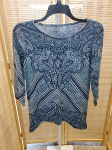 Kim Rogers Damen Bluse Größe M Blau Grau Hai Biss Saum Pullover Nieten Shirt - Bild 1 von 12
