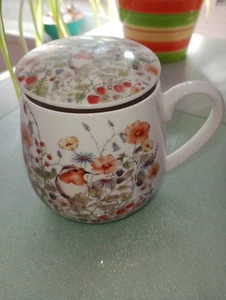 Teetasse / Kaffeetasse mit Deckel - Bild 1 von 1