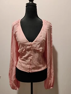 Chelsea & violet crop top blush Easter crochet waist - Picture 1 of 12