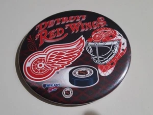 DETROIT RED WINGS NHL HOCKEY BUTTON FAN SOUVENIR PIN/SPORTS/MEMORABILIA - Picture 1 of 2