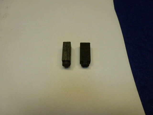 Juego de 2 cepillos B&D #37323-00 1/4" de ancho 3/16 de espesor y 1/2" de largo para taladro NOS Foto 1 de 1