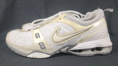 耐克 REAX OG 白色斑马/珍珠跑步训练运动鞋女式 11 码 — 第 1/4 张图片