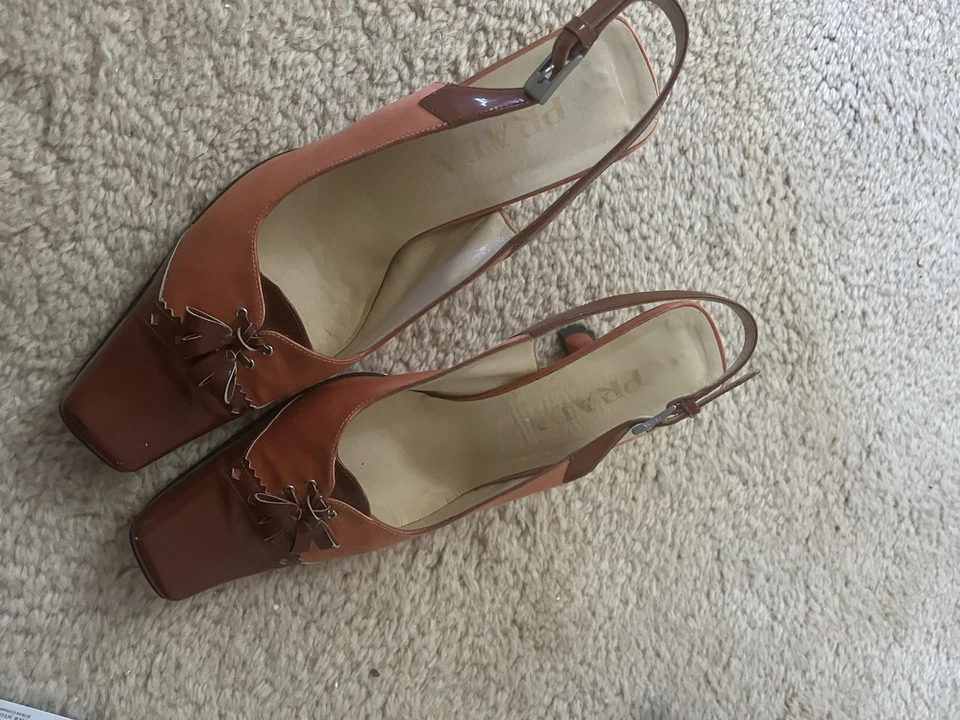 Tacones de gatito vintage Prada años 2000 naranja y marrón Foto 1 de 4