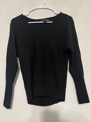 Suéter Pullover Tahari 100% 2 Capas Cachemira Negro Cuello en V Talla S Preppy Foto 1 de 4