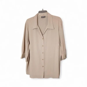 Blusa para mujer Maggie Barnes beige con botones delanteros 2X (45JC) - Imagen 1 de 6