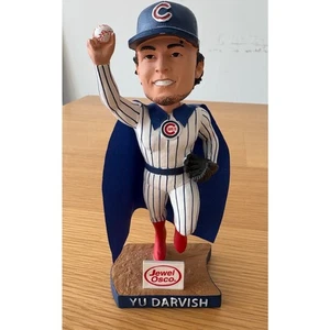Chicago Cubs Yu Darvish Bobblehead Super-Yu 2020 Wrigley Field - Imagen 1 de 6