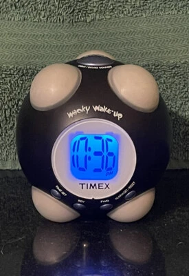 Timex Wacky Wake-Up Shake N Wake Vibrating Talking Alarm Clock Tested and Works. - Image 1 of 4