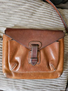 Vintage Massimo Dutti leather cross body bag . Tan colour - Picture 1 of 23