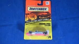 Matchbox Superfast 1993 Grand Prix Racer MB 74 Sealed On Card Free Shipping - Picture 1 of 3