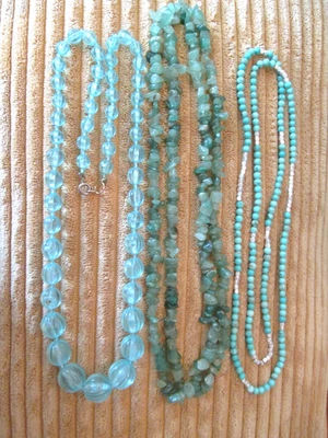 Lote de 3 collares turquesa/jade chip y lucite Foto 1 de 4
