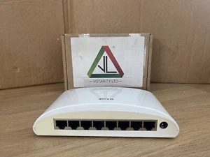 Conmutador Gigabit D-Link DGS-1008D 8 puertos sin PSU ni adaptador de corriente -Inc IVA - Imagen 1 de 5