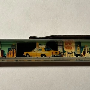 New York City The Big Apple Floaty Pen Yellow Taxi Cab Moves Souvenir Promo Vtg - Picture 1 of 9