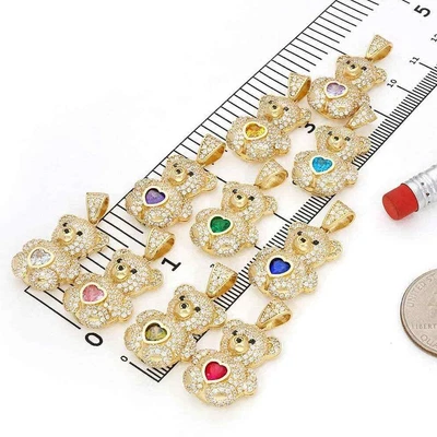 Colgante con dije de oso de peluche inflado piedra natal color circonita cúbica oro 14K 1,2" Foto 1 de 4