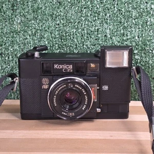 Konica C35 AF 35mm Film Camera  W/ 38mm Hexanon F2.8 - Picture 1 of 7