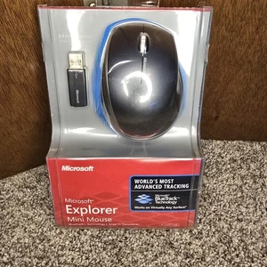 Sealed Microsoft Mini Mouse Bluetrack Technology 2.4GH Model 1383,1384 From 2008 - Picture 1 of 4