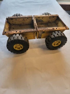 Vintage Nylint Trailer Yellow Big Tires Rusty - Picture 1 of 9