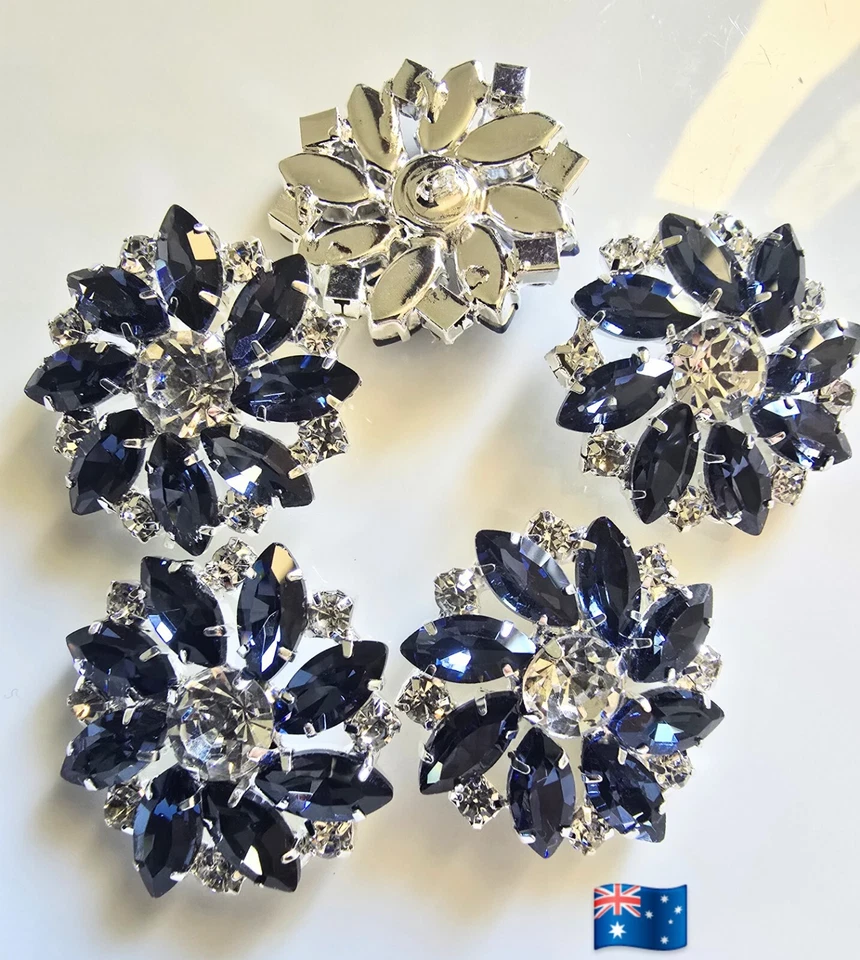 5pcs 25cm Silver Colour Resin Blue Rhinestones Round Shape Shank Buttons - Image 1 of 1