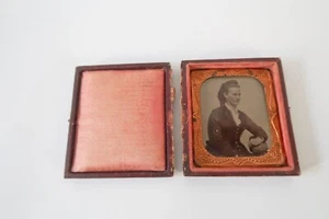 Antike Daguerreotypie einer schönen jungen Frau - Bild 1 von 7