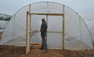 DIRECT PLANTS LTD & DIRECT POLYTUNNELS 18FT WIDE X 30FT LONG LARGE COMMERCIAL HEAVY DUTY POLYTUNNEL KIT - PROFESSIONAL