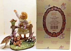 1990 Enesco Laura's Attic "I've Got It Teddy!" Fence Figurine by Karen Hahn - Picture 1 of 8