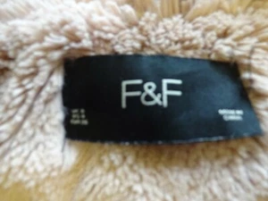 F&F rosa Steppjacke mit Kapuze Gr. 8 - Bild 1 von 8