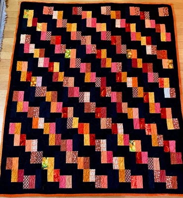 Edredón naranja y negro con dije que cae - tamaño completo 62" X 74" respaldo Minky Foto 1 de 4