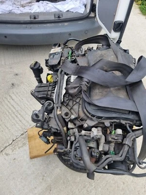 2010-2015 Ford Grand C-Max galaxy focus titanium 2.0tdci engine UFDB AV4Q6007DB - Image 1 of 4